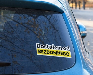 Naklejka Dostałem od bezdomnego
