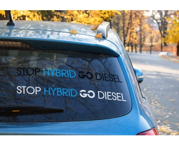 Naklejka Stop Hybrid Go Diesel